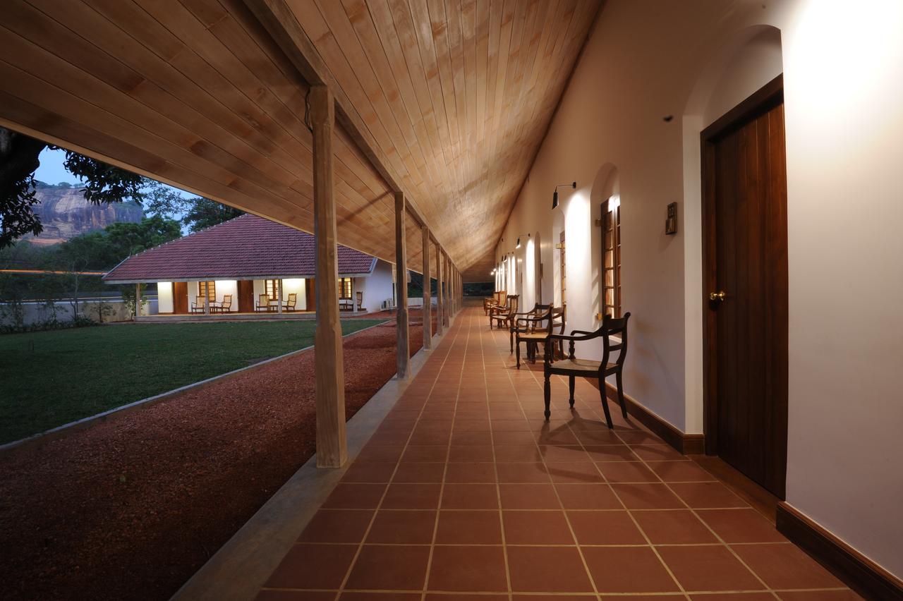 Ekho Sigiriya Hotell Exteriör bild