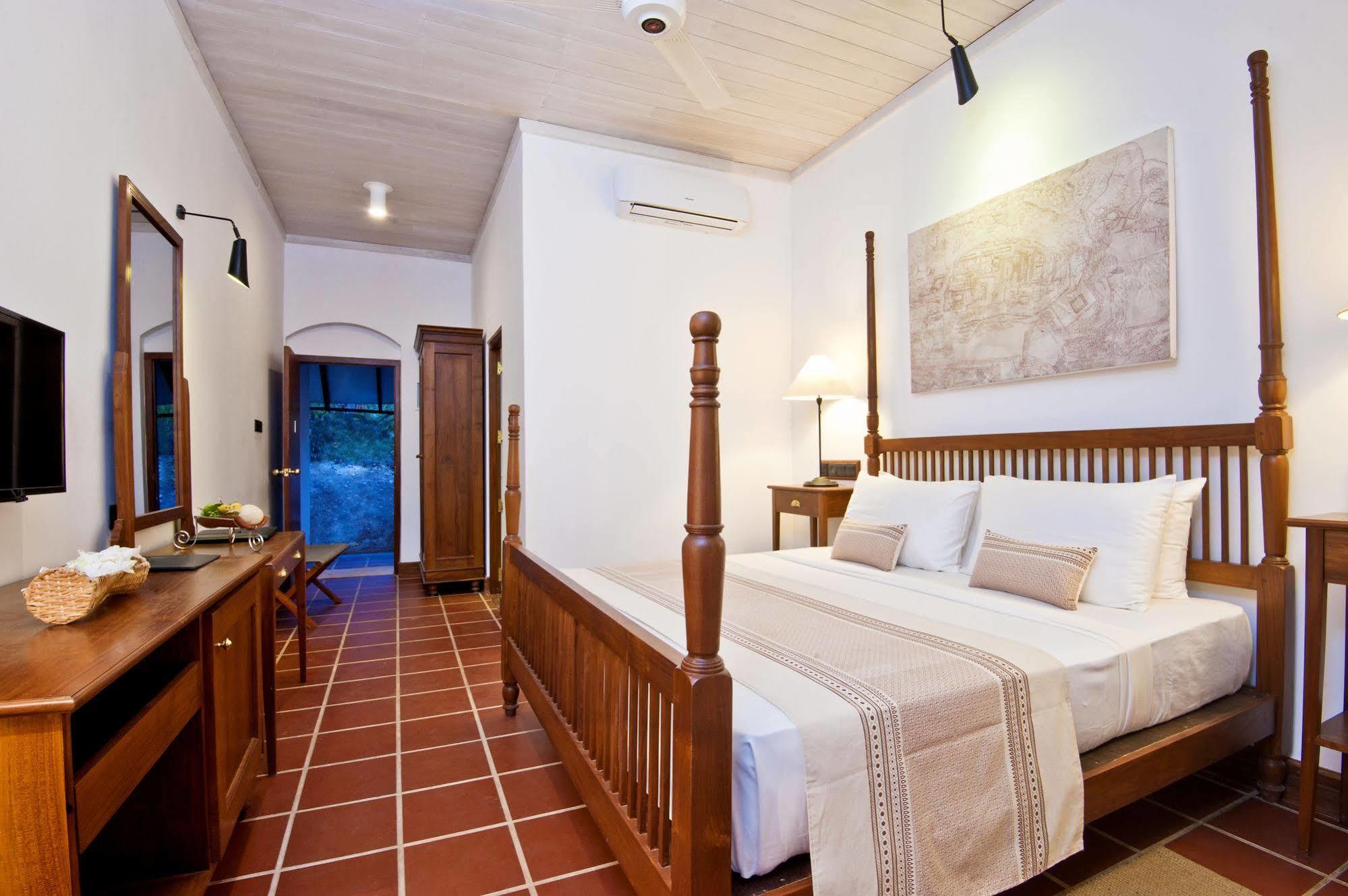 Ekho Sigiriya Hotell Exteriör bild